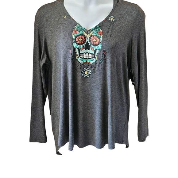 Torrid Plus size gray super soft long sleeve open Vneck  hooded floral skull Top - Picture 2 of 14